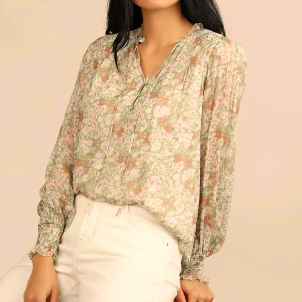 Long sleeve shirt